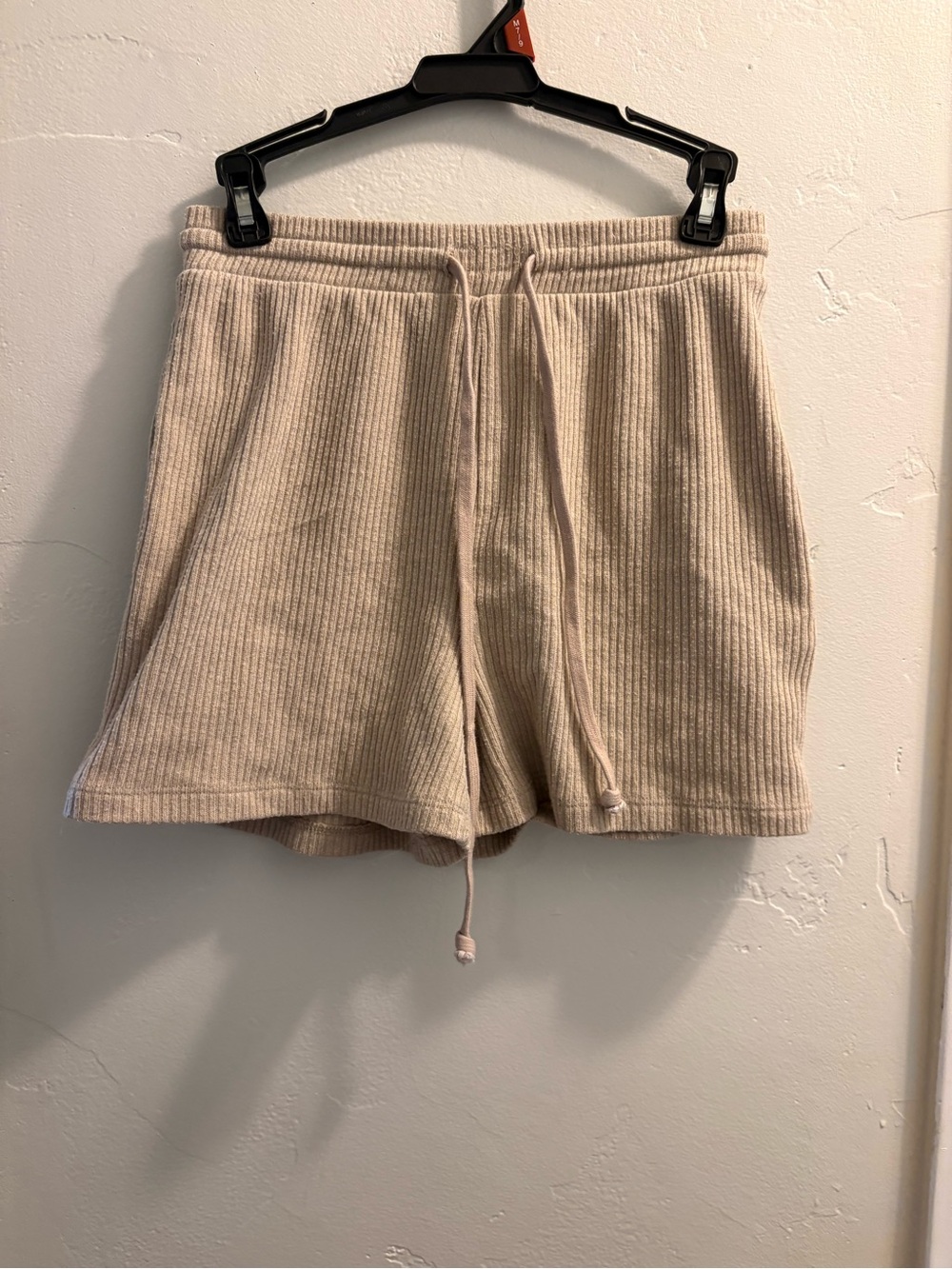 Ribbed Beige Lounge Shorts